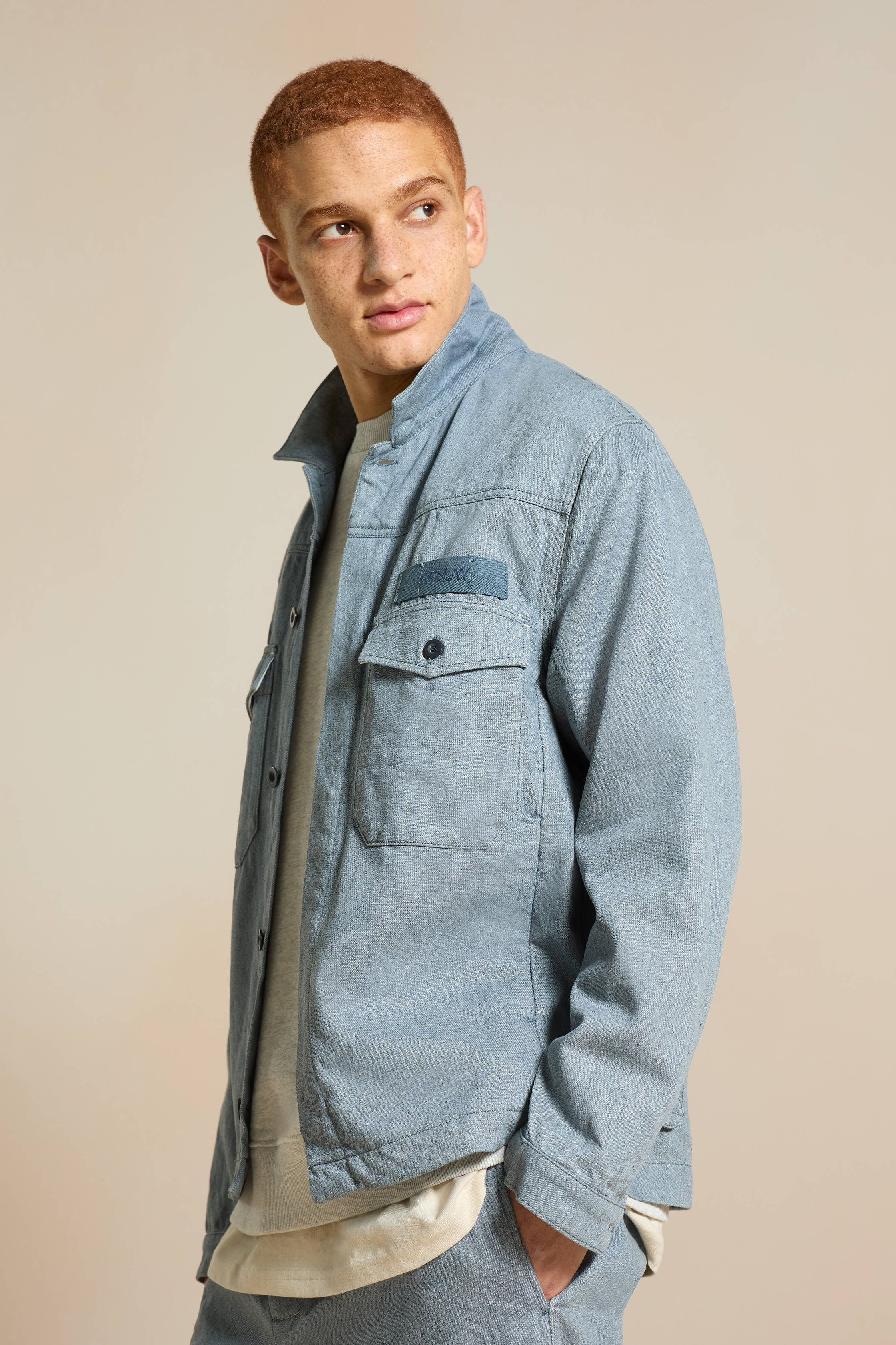 een denim jacket