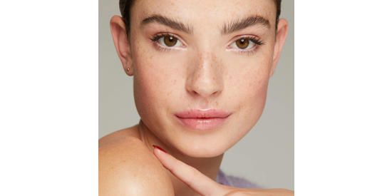 Clean girl make-up: dé voorjaar trend