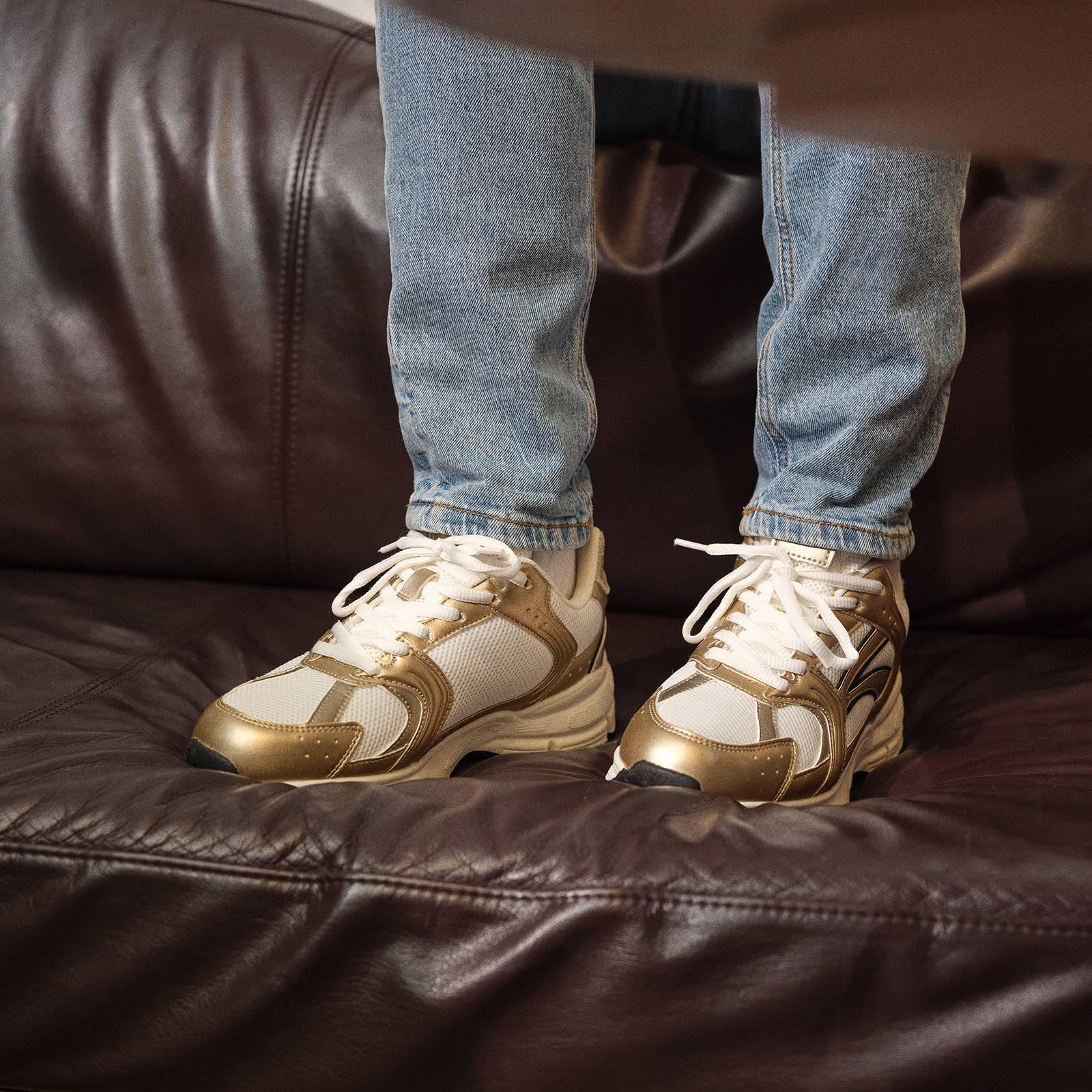 runner sneakers