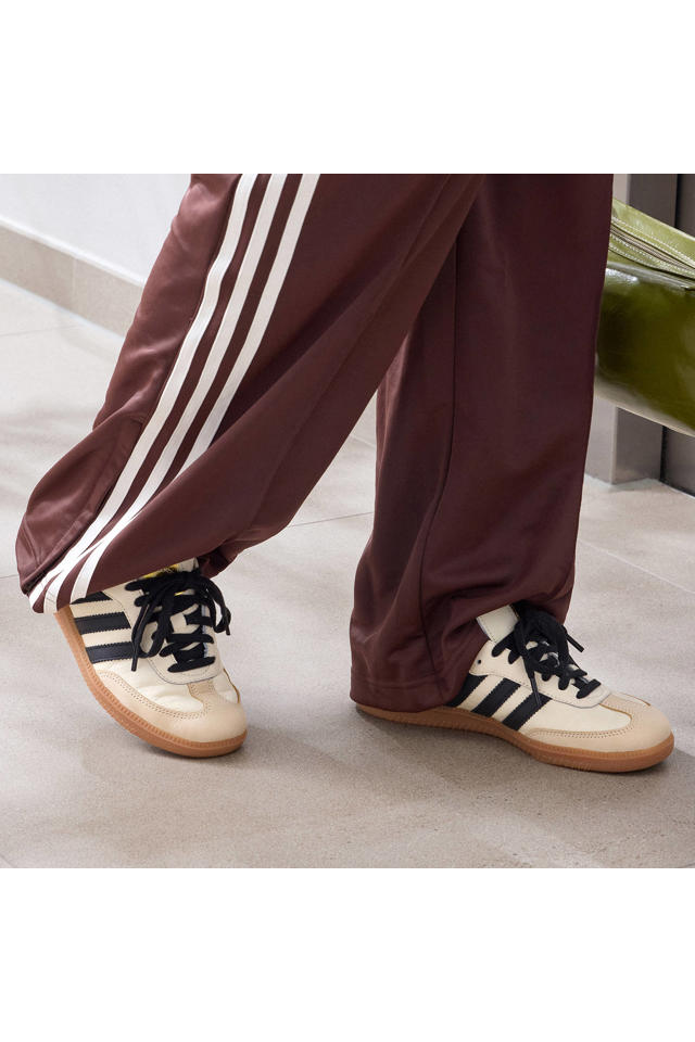 Sneaker Boutique