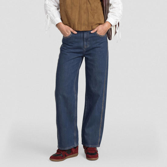 alle kanten op met straight leg jeans