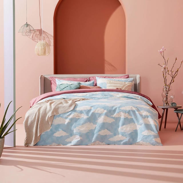 roze meubels