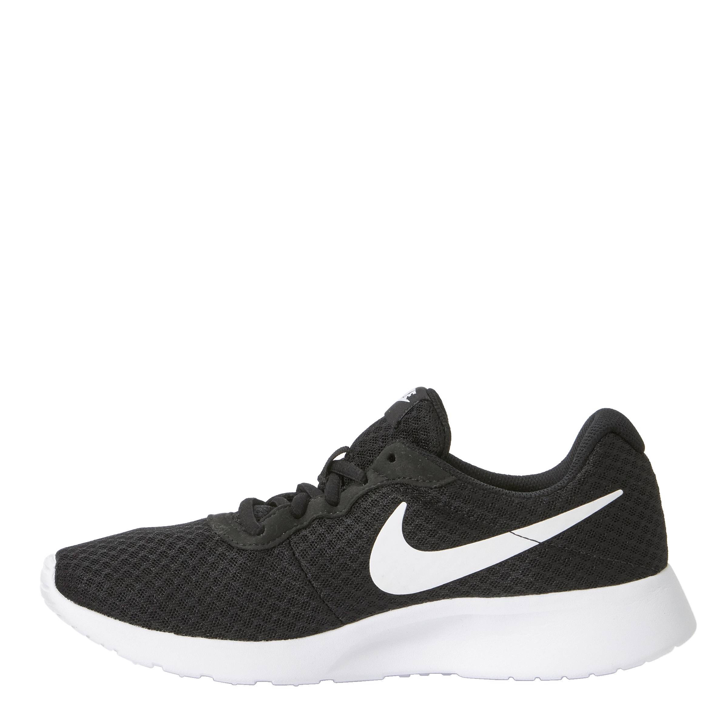 nike black tanjun sneakers