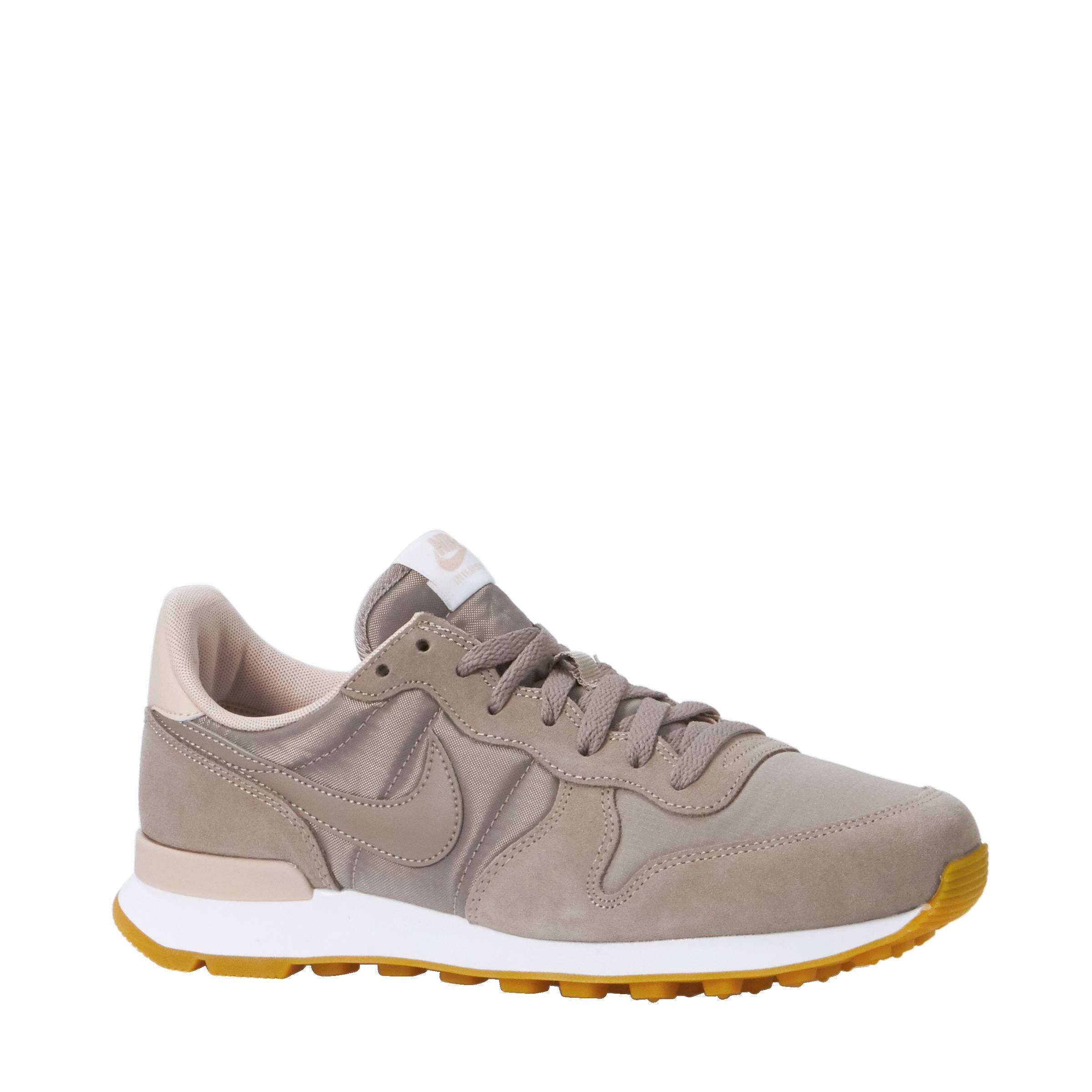 nike internationalist licht roze nike internationalist licht roze