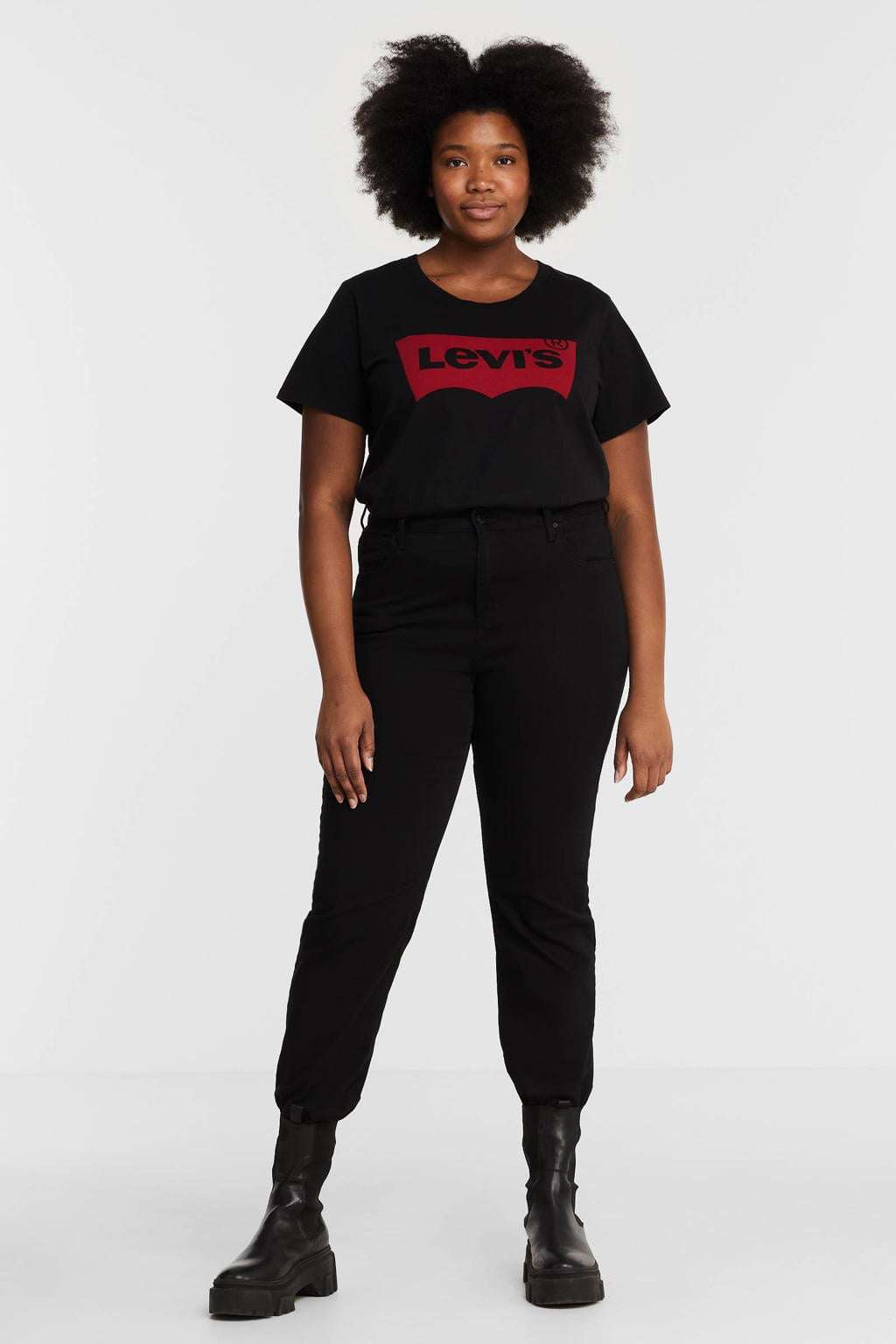 Zwarte dames Levi's Plus Perfect Tee T-shirt van katoen met logo dessin en korte mouwen
