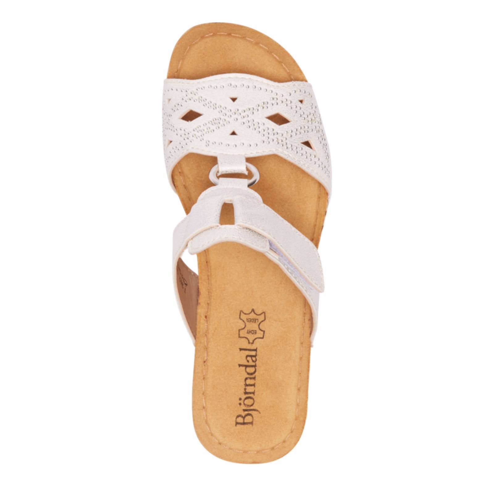 vanHaren Bjorndal slippers met studs wit | wehkamp