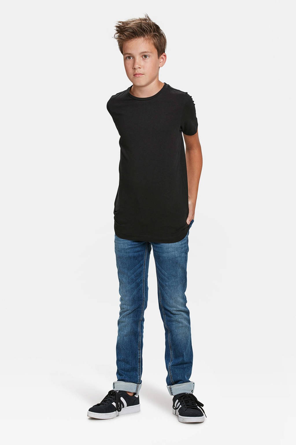Zwarte jongens WE Fashion T-shirt basic van katoen met korte mouwen en ronde hals