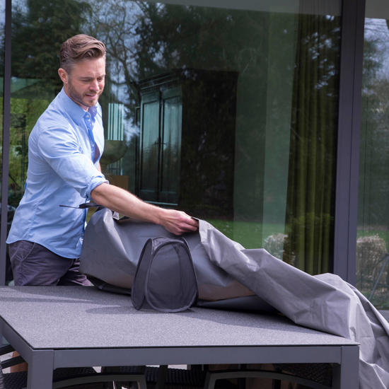 Waarom zou je tuinmeubelhoezen gebruiken?