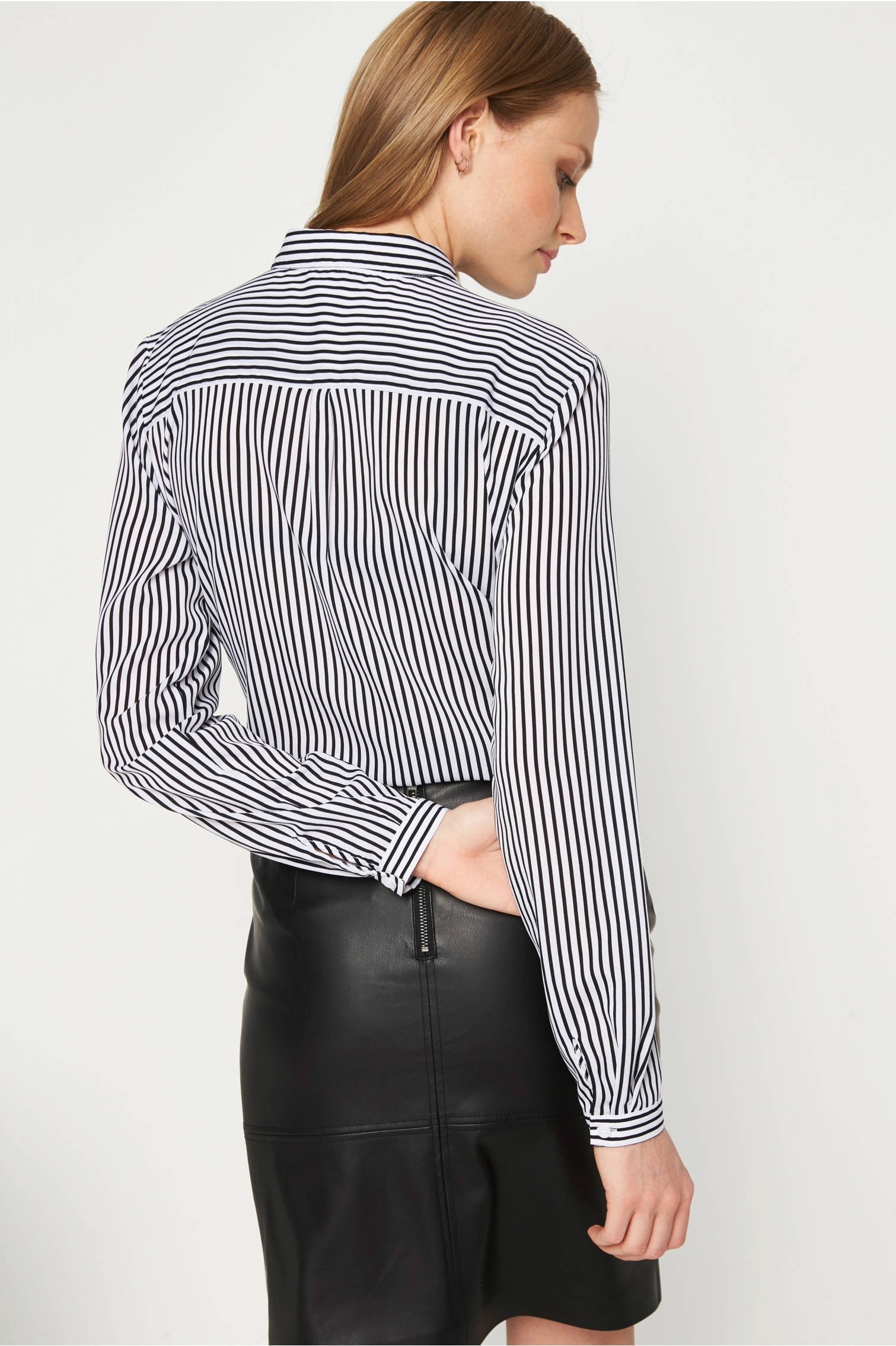 met met overhemdblouse met strepen comma comma overhemdblouse comma strepen strepen overhemdblouse comma FSOqwxgE