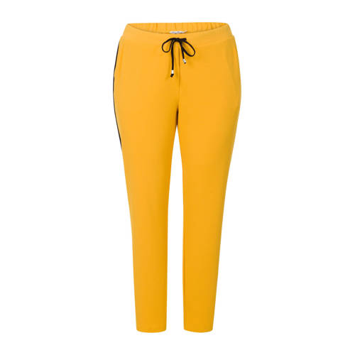 Miss Etam Plus Sweatpants Met Zijstreep Geel miss etam kopen in de aanbieding Miss Etam Plus Sweatpants Met Zijstreep Geel miss etam kopen in de aanbieding