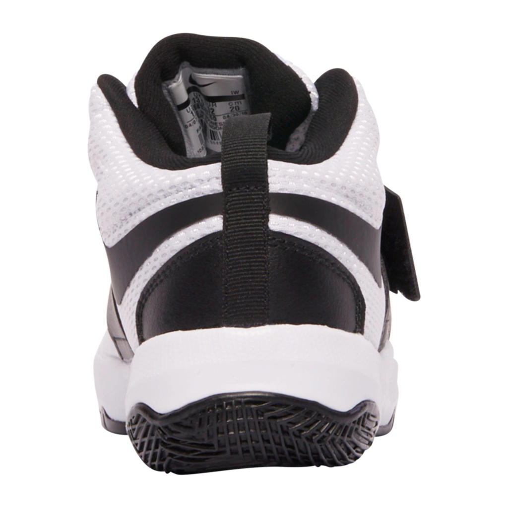 nike team hustle white