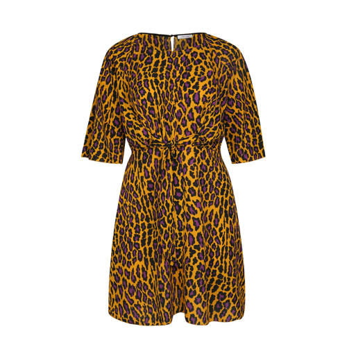 Paprika Crepe Jurk Met Panterprint paprika kopen in de aanbieding Paprika Crepe Jurk Met Panterprint paprika kopen in de aanbieding