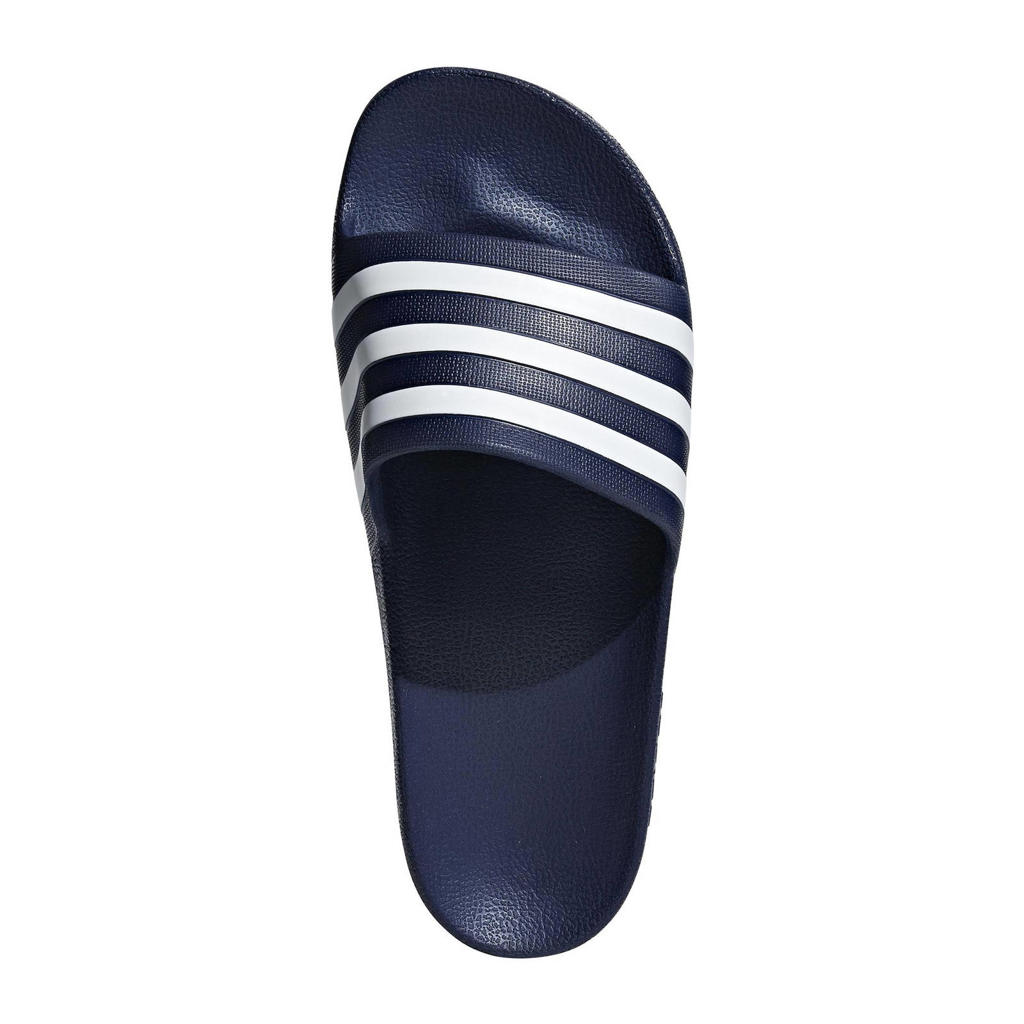 Donkerblauwe unisex adidas Sportswear Adilette Aqua badslippers van rubber