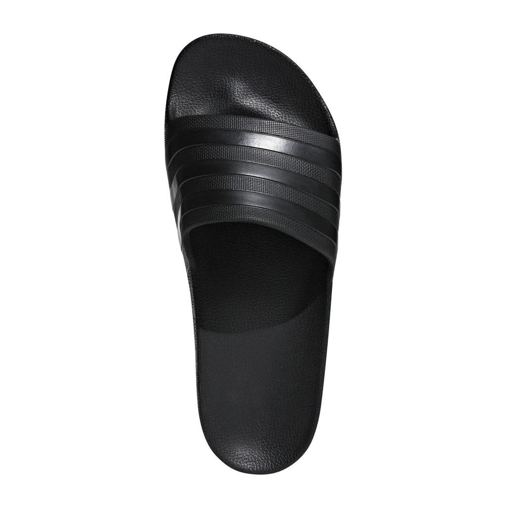 Zwarte unisex adidas Sportswear Adilette Aqua badslippers van rubber met logo