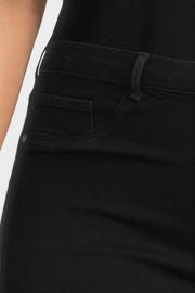 thumbnail: Zwarte dames ONLY CARMAKOMA high waist skinny jeans van stretchdenim met rits- en knoopsluiting