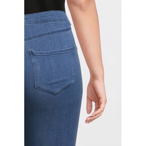 ONLY CARMAKOMA regular waist push up skinny jeans CARTHUNDER medium blue denim afbeelding