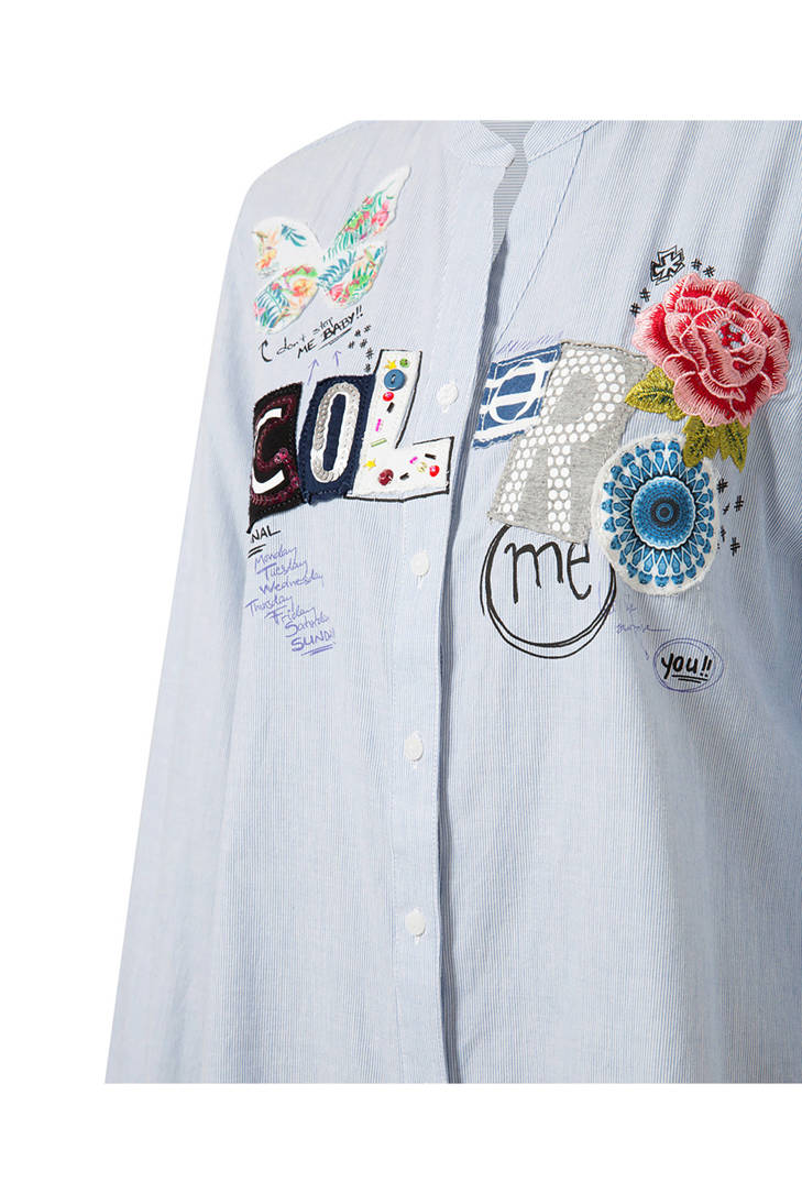 Desigual patches met Desigual met met Desigual blouse blouse patches met patches Desigual blouse blouse wrnr4qvSx