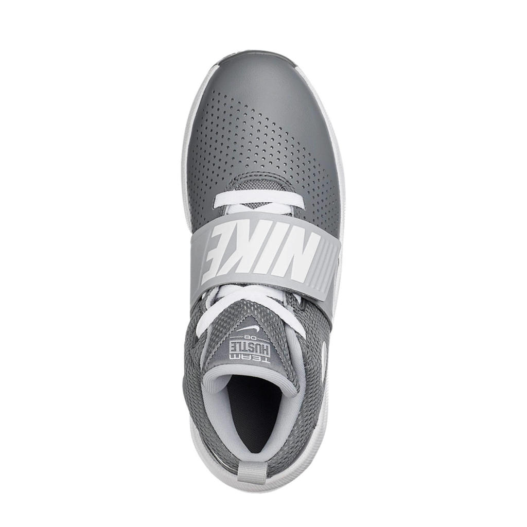 nike team hustle 8