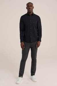 Zwarte heren WE Fashion Fundamentals long slim fit overhemd van katoen met lange mouwen en klassieke kraag