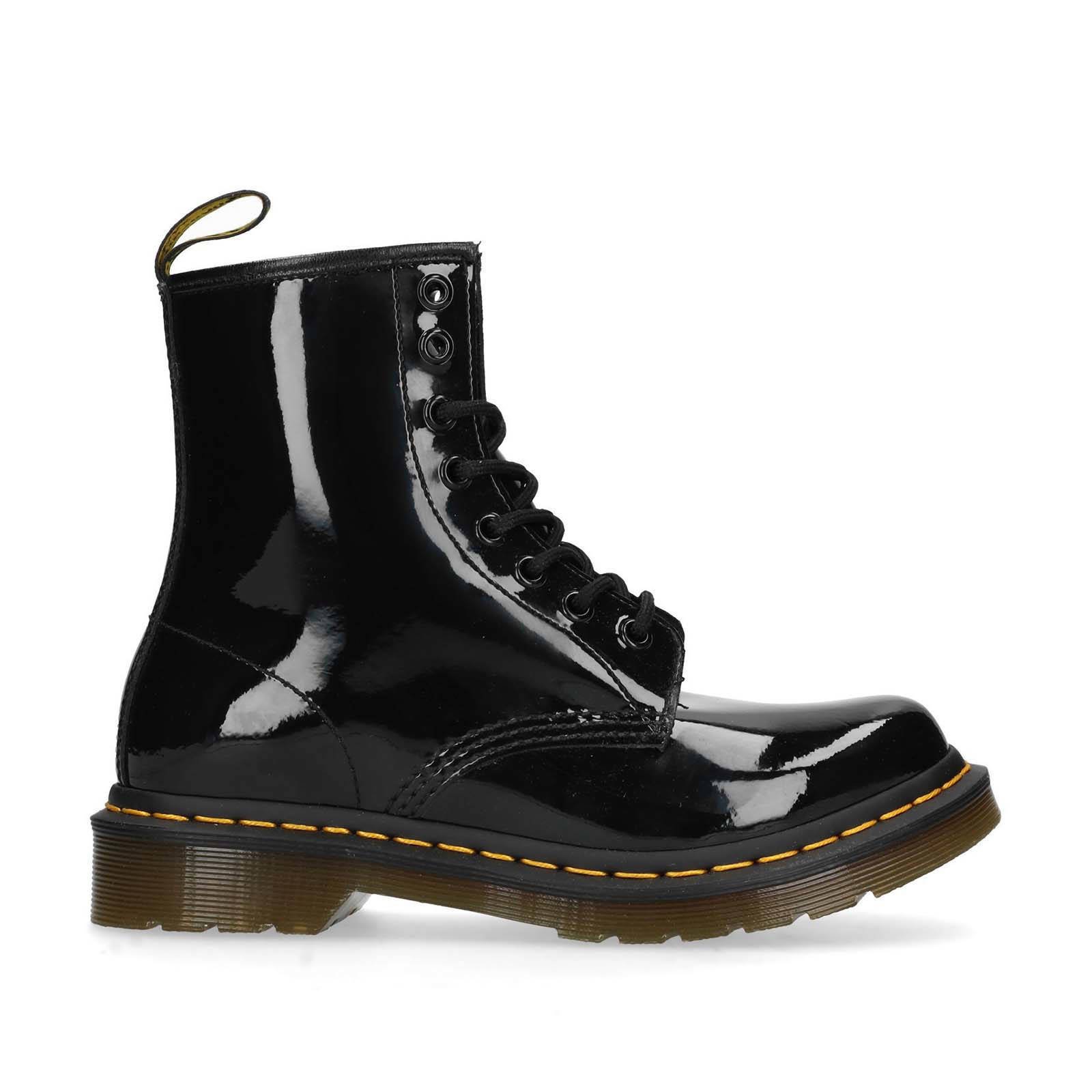 Dr martens lak outlet maat 41