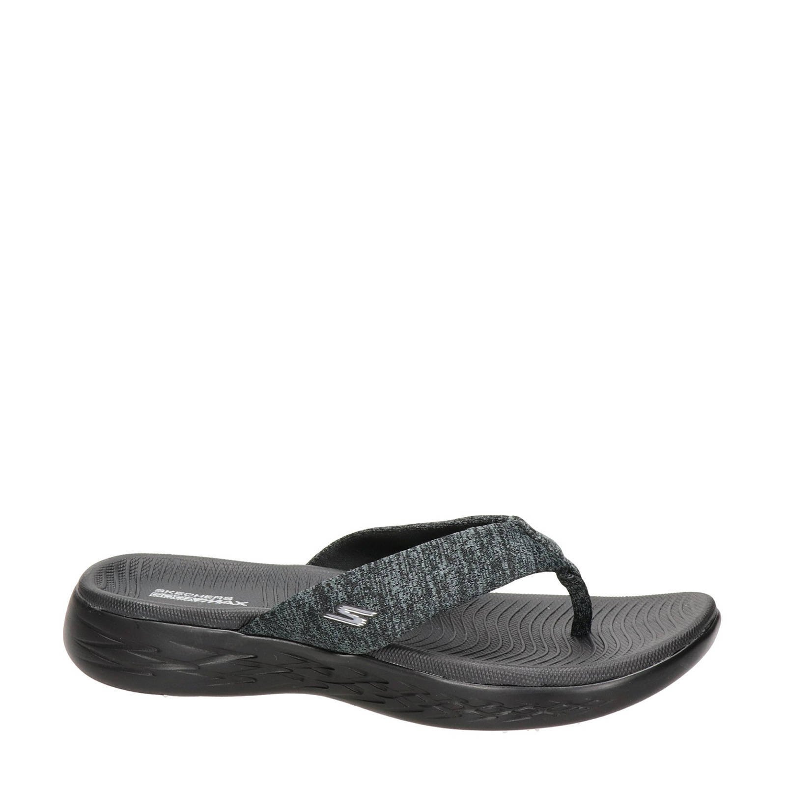 womens skechers goga max