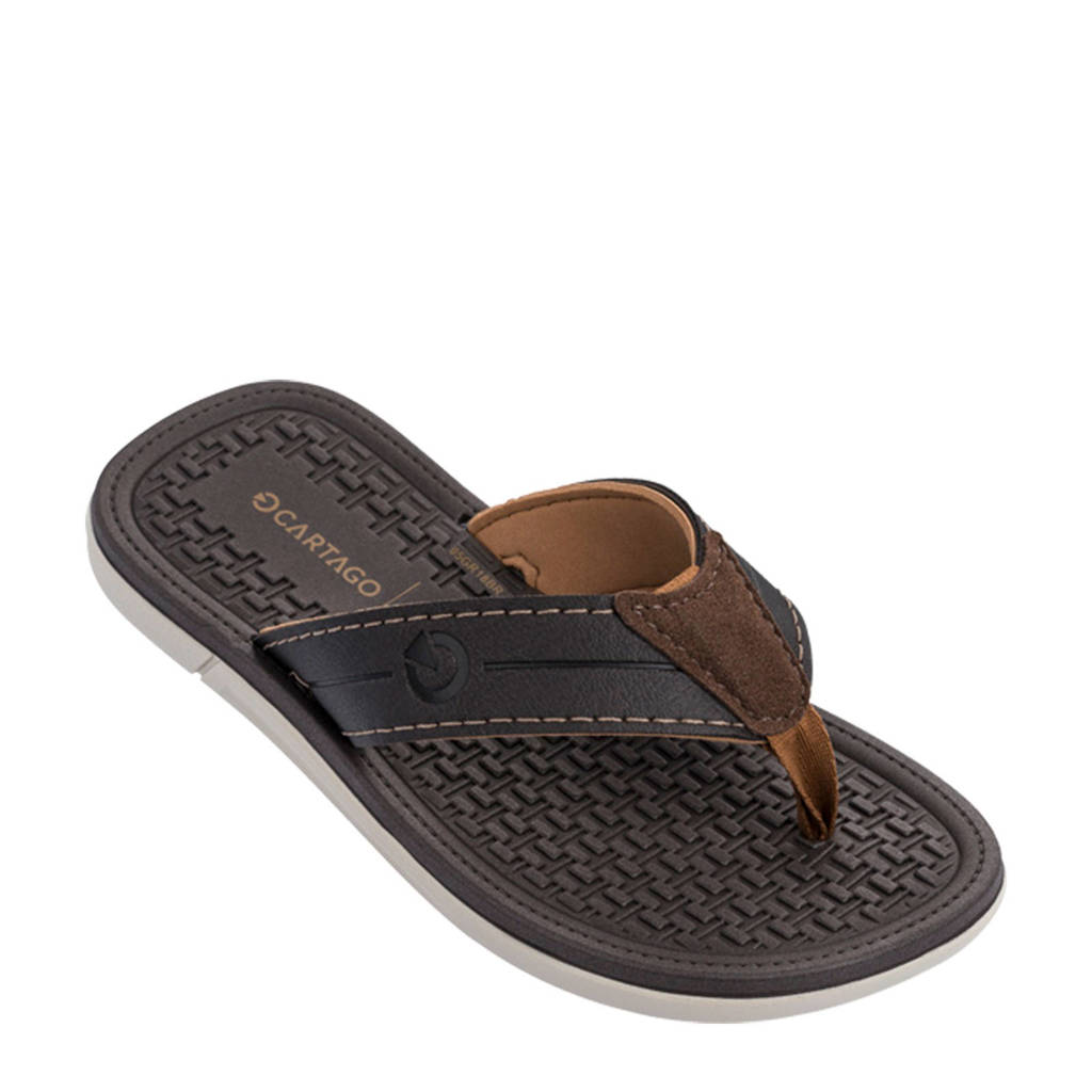 Bruine jongens Cartago Mali teenslippers van imitatieleer