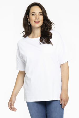 T-shirt wit