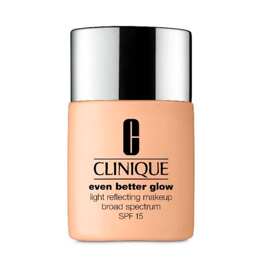 Clinique Even Better Glow SPF15 foundation - CN10 Alabaster