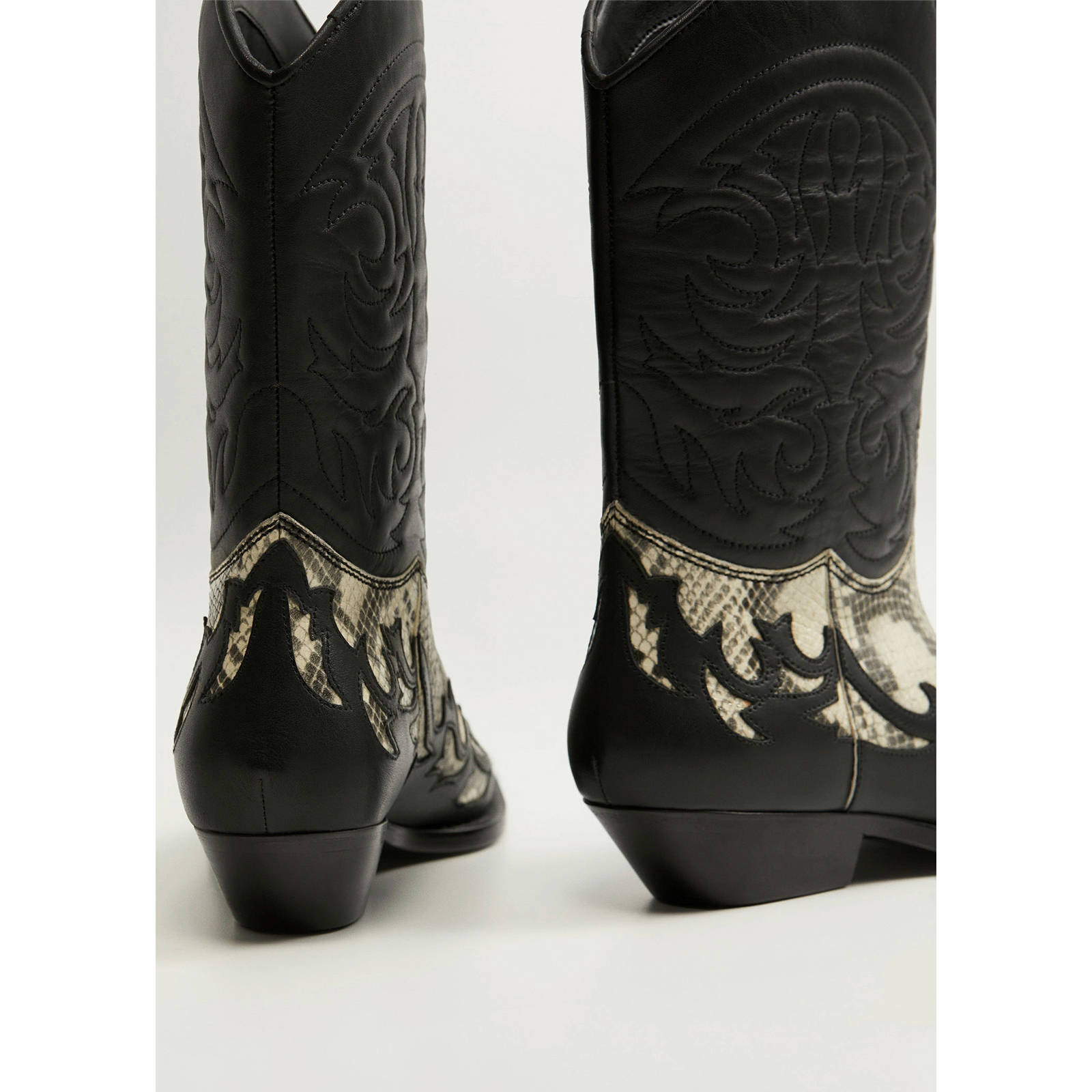 Mango leren cowboylaarzen zwartslangenprint | wehkamp Mango leren cowboylaarzen zwart | wehkamp