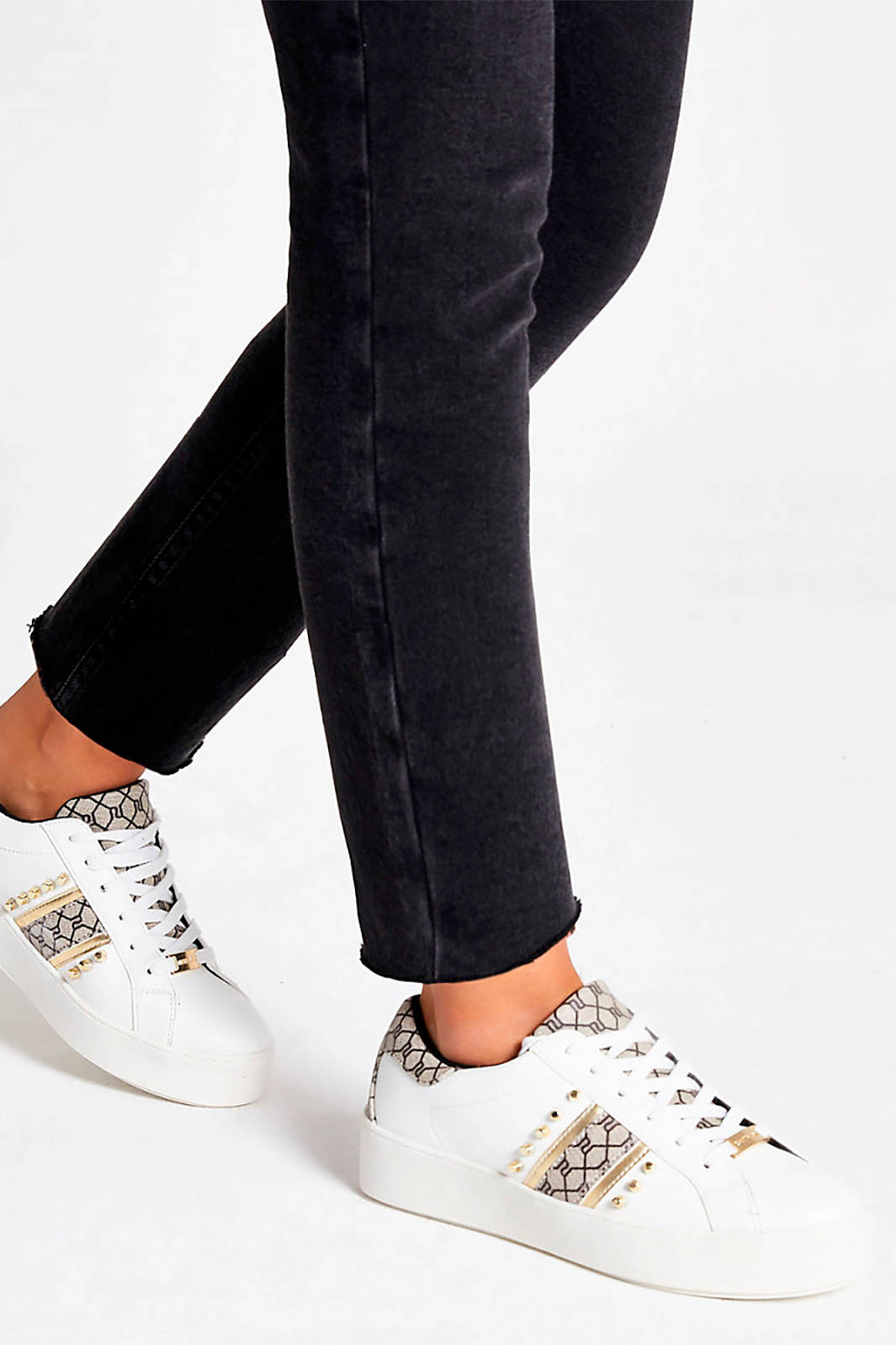 river island sneakers wit