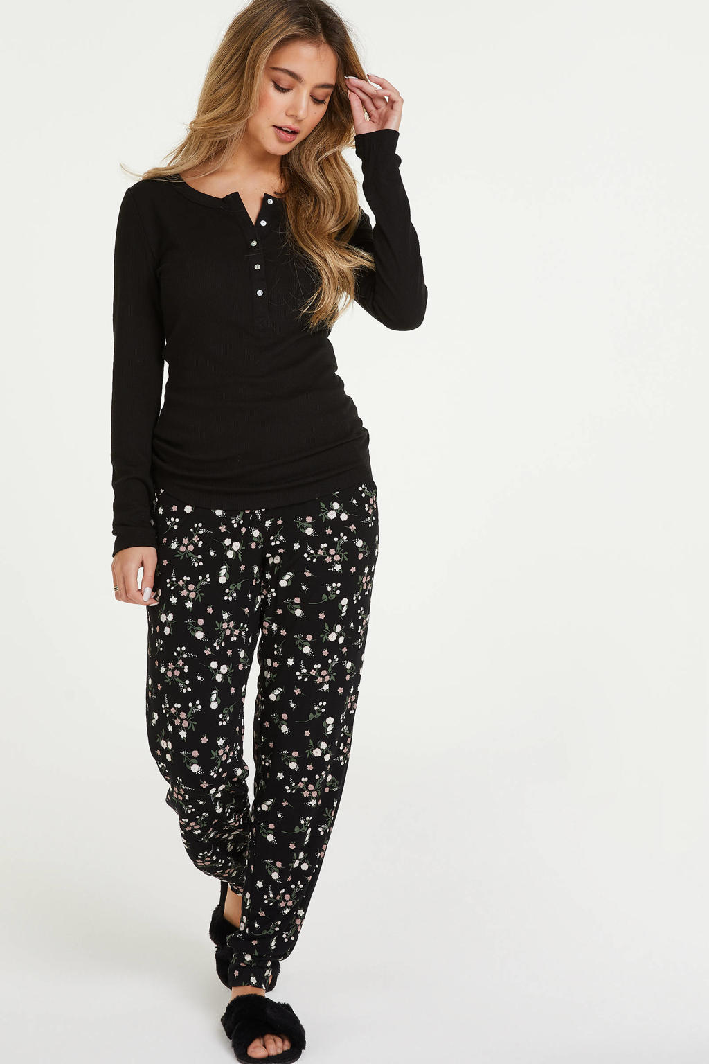 Hunkemöller pyjamatop met knoopsluiting zwart