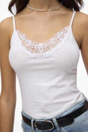 thumbnail: VERO MODA top met kant VMINGE wit