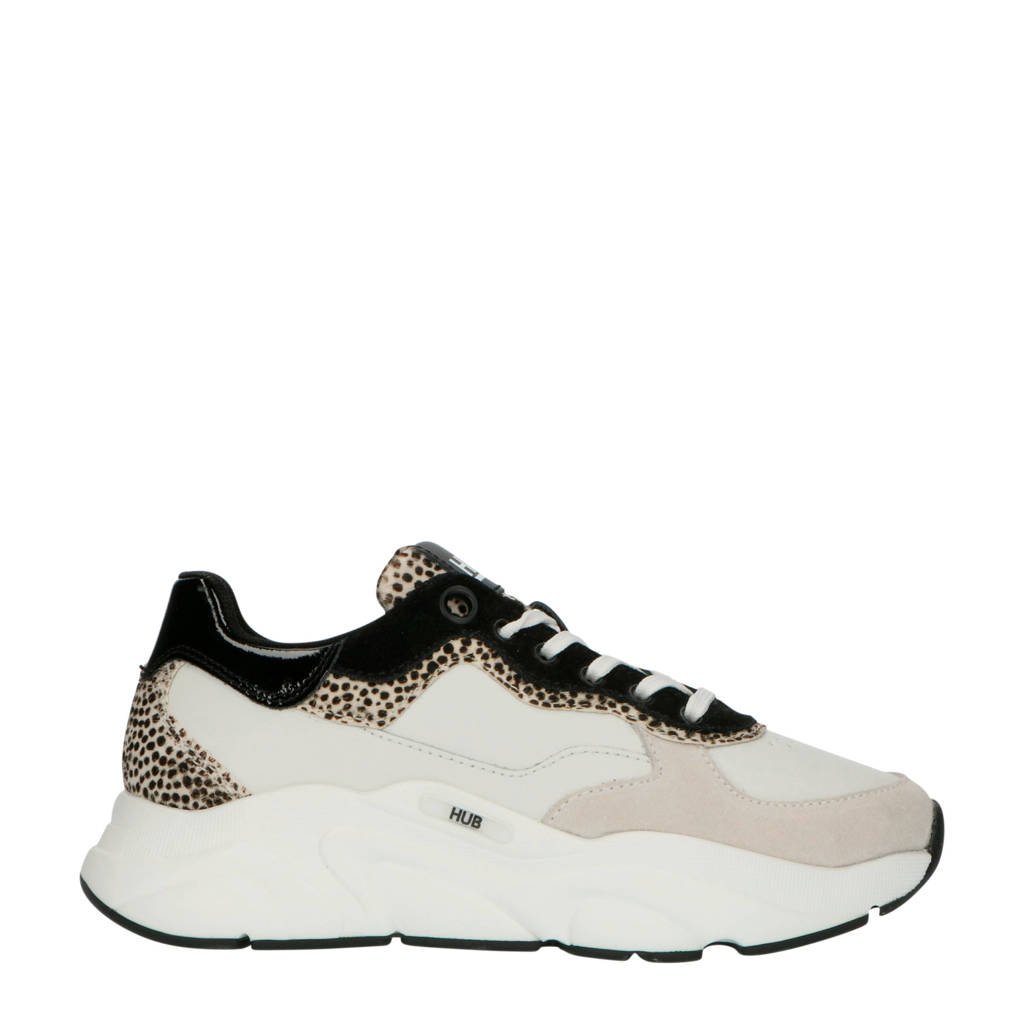 chunky sneakers tan