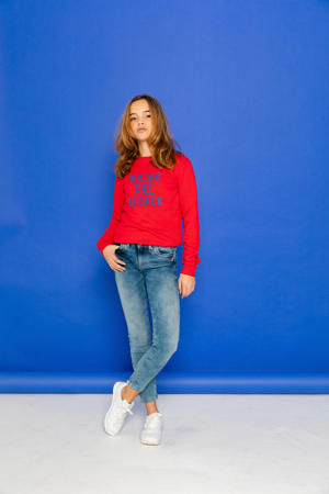 sweater met tekst rood/blauw