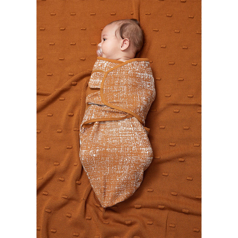 Meyco swaddle 46 mnd Fine lines camel wehkamp