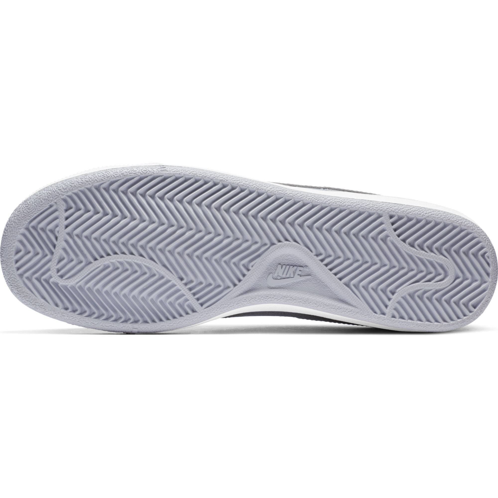 nike royale tab