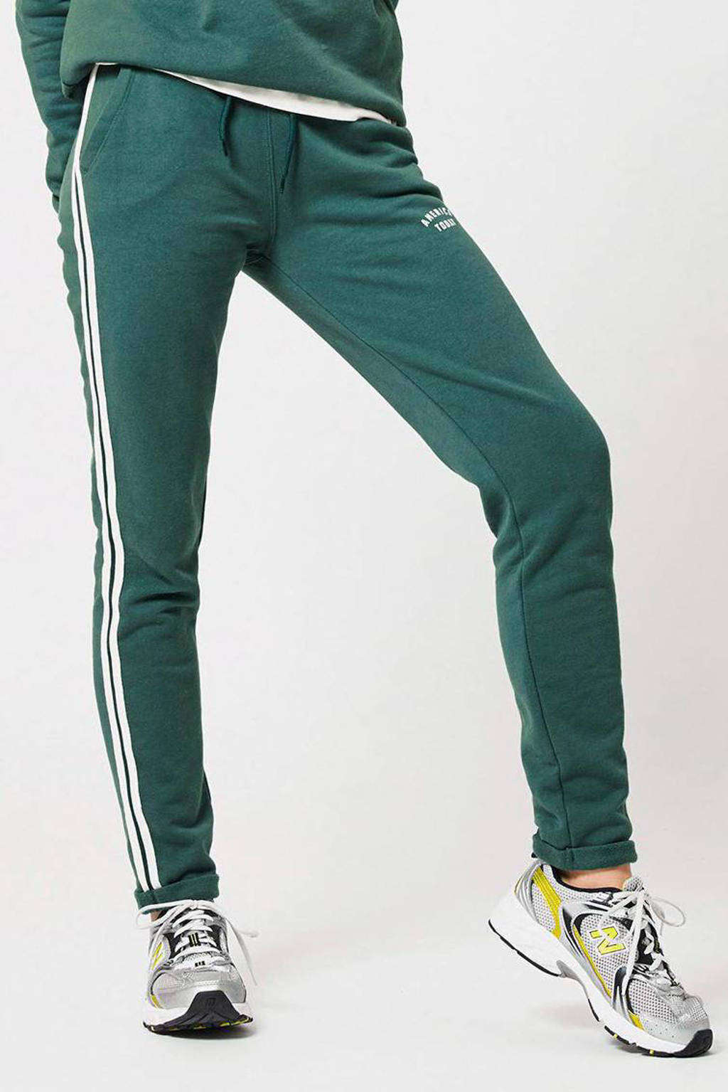 Groene dames America Today slim fit sweatpants van katoen met regular waist en elastische tailleband met koord
