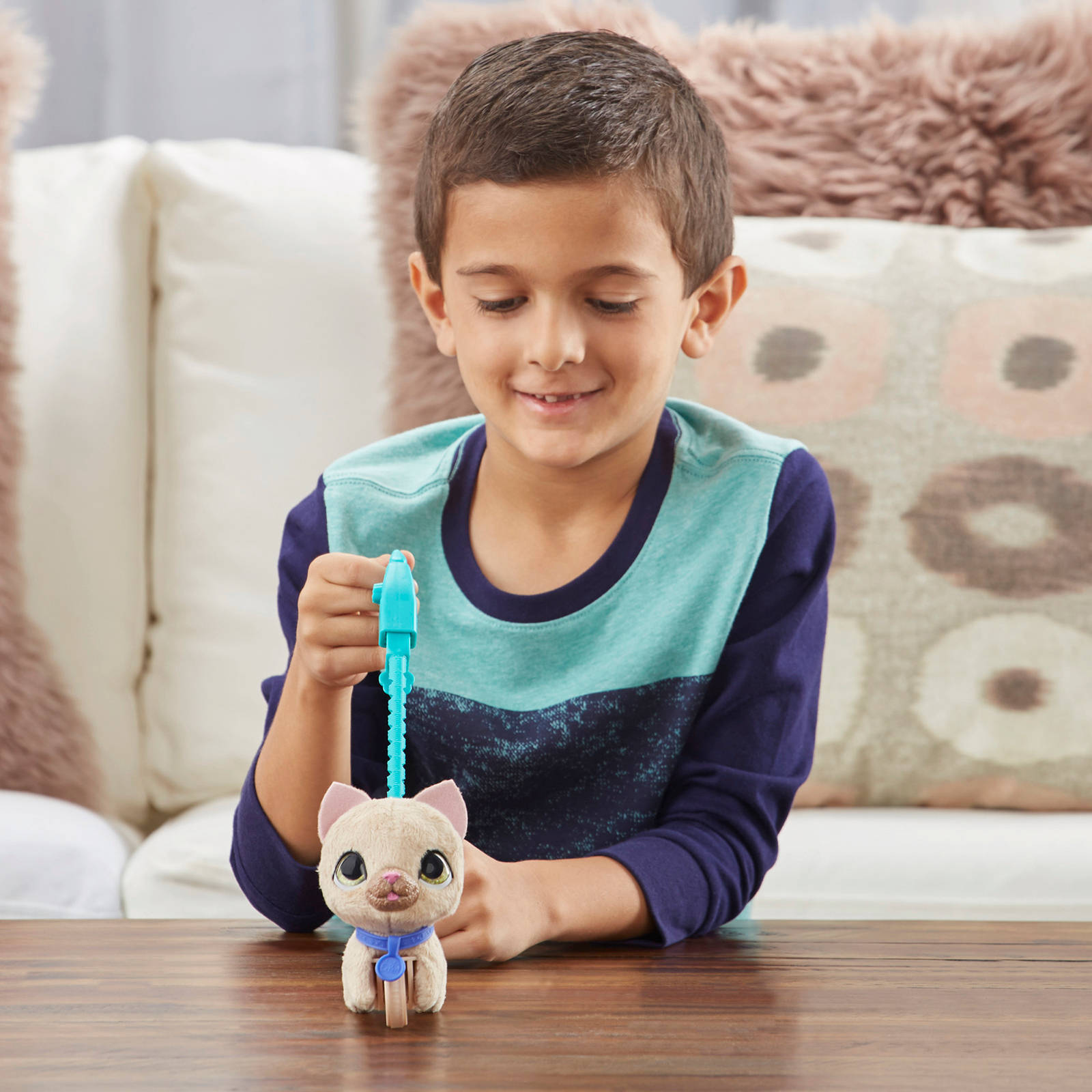 FurReal Friends Walkalots Lil Wags Kleine Kat Interactieve Knuffel ...