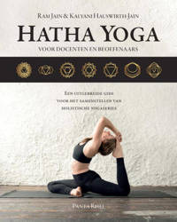 Hatha Yoga voor docenten en beoefenaars - Ram Jain en Kalyani Hauswirth-Jain