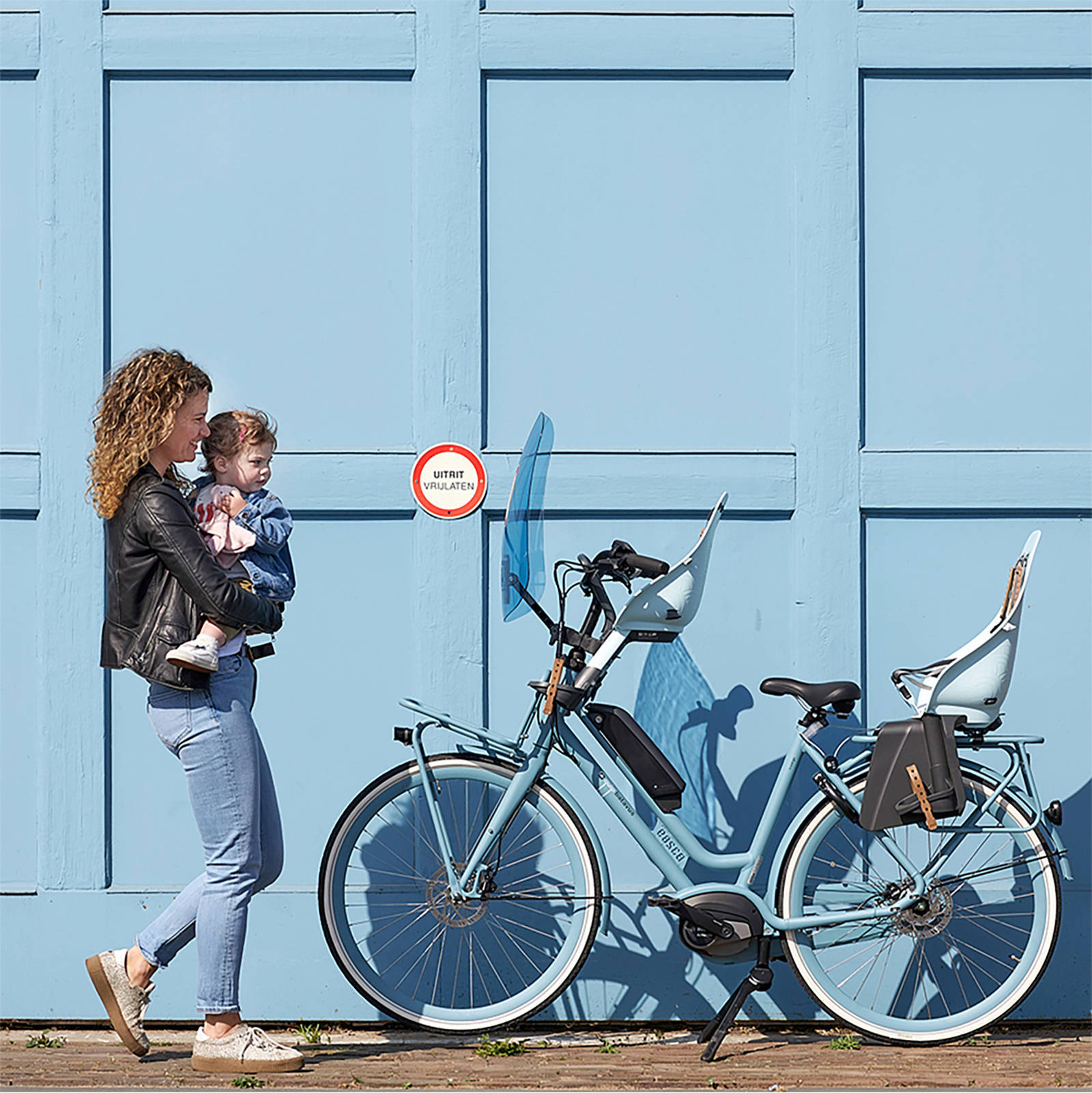 Urban Iki fietsstoeltje voor + windscherm actie met gratis montageblok  Aotake Mint Blue / Shinju White | wehkamp