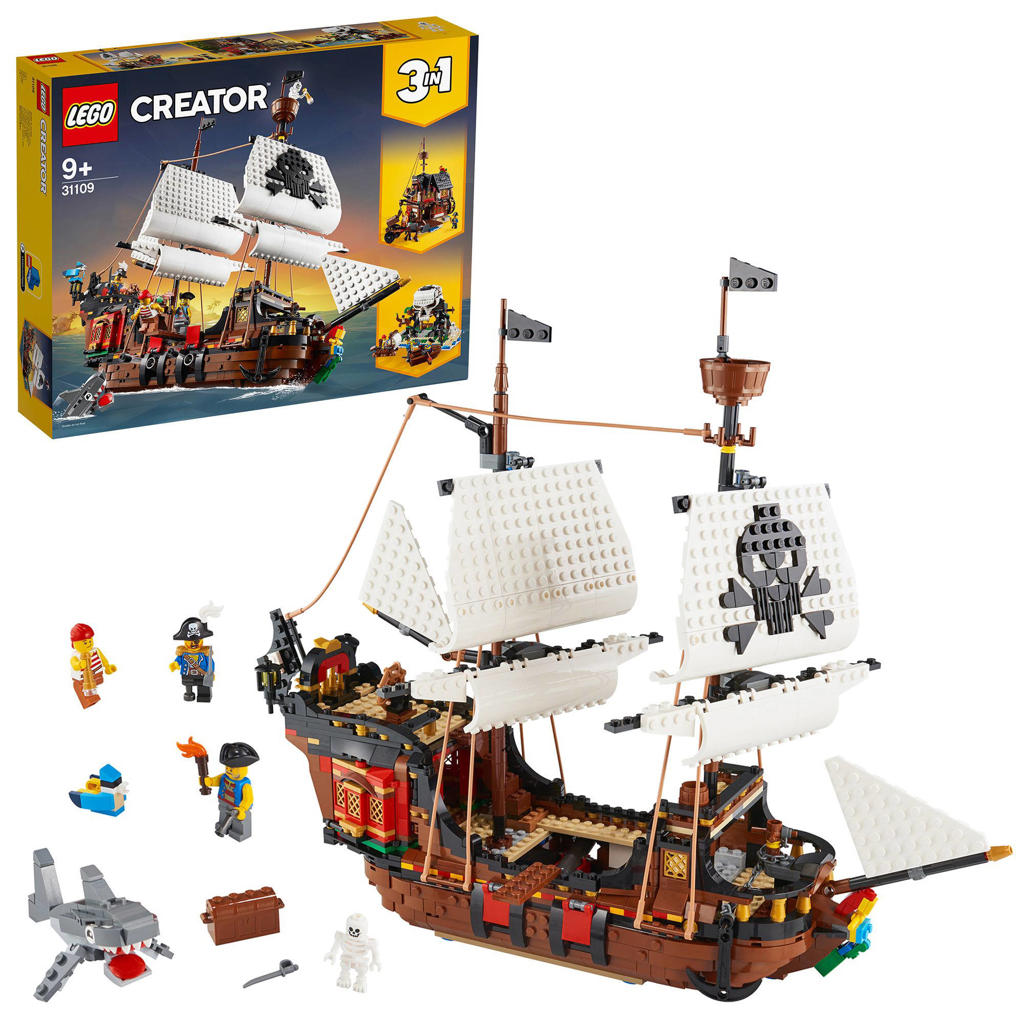 LEGO Creator Pirates' Inn 31109
