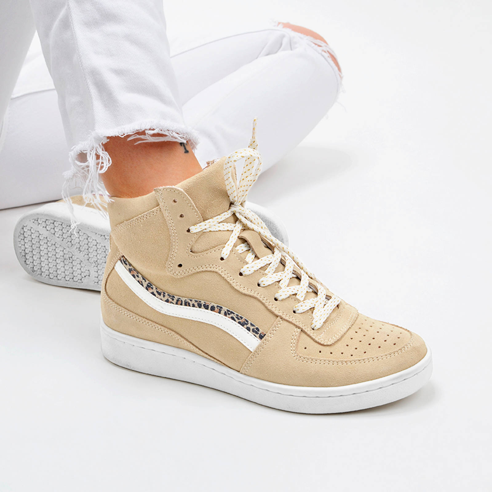 Beige suède dad sneakers - Damesschoenen - SACHA