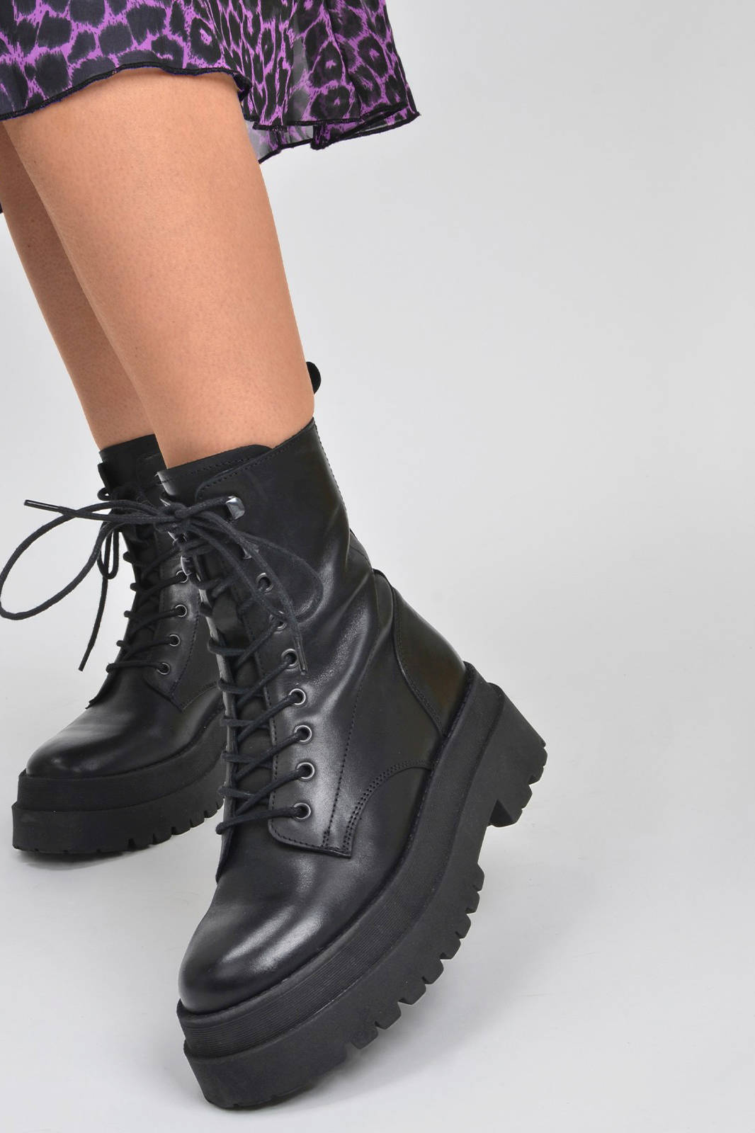 PS Poelman leren plateau veterboots zwart wehkamp