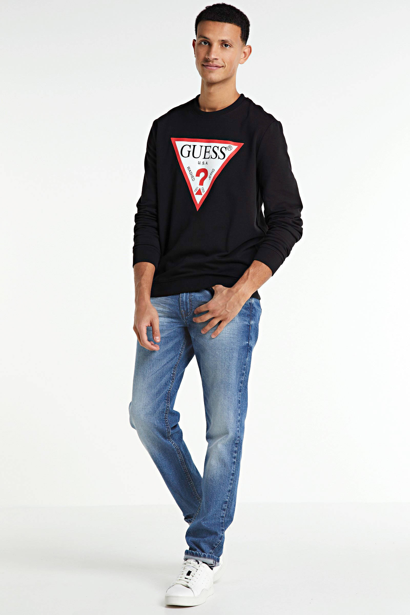 GUESS sweaters voor heren kopen Vind jouw GUESS sweaters Guess heren Sweaters | KLEDING.nl