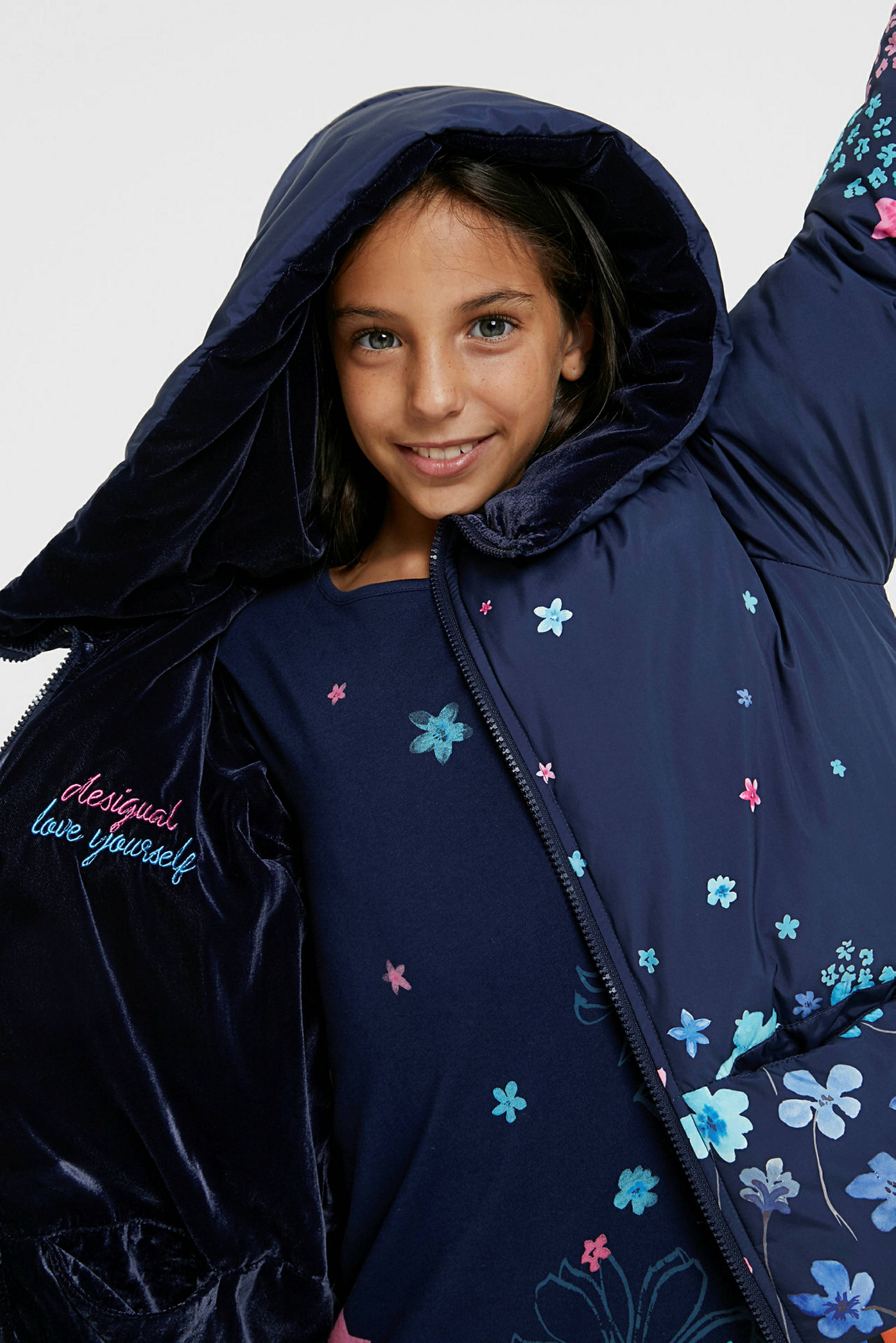 Desigual reversible winterjas met all over print blauwroze Desigual winterjas met all over print zwart | wehkamp