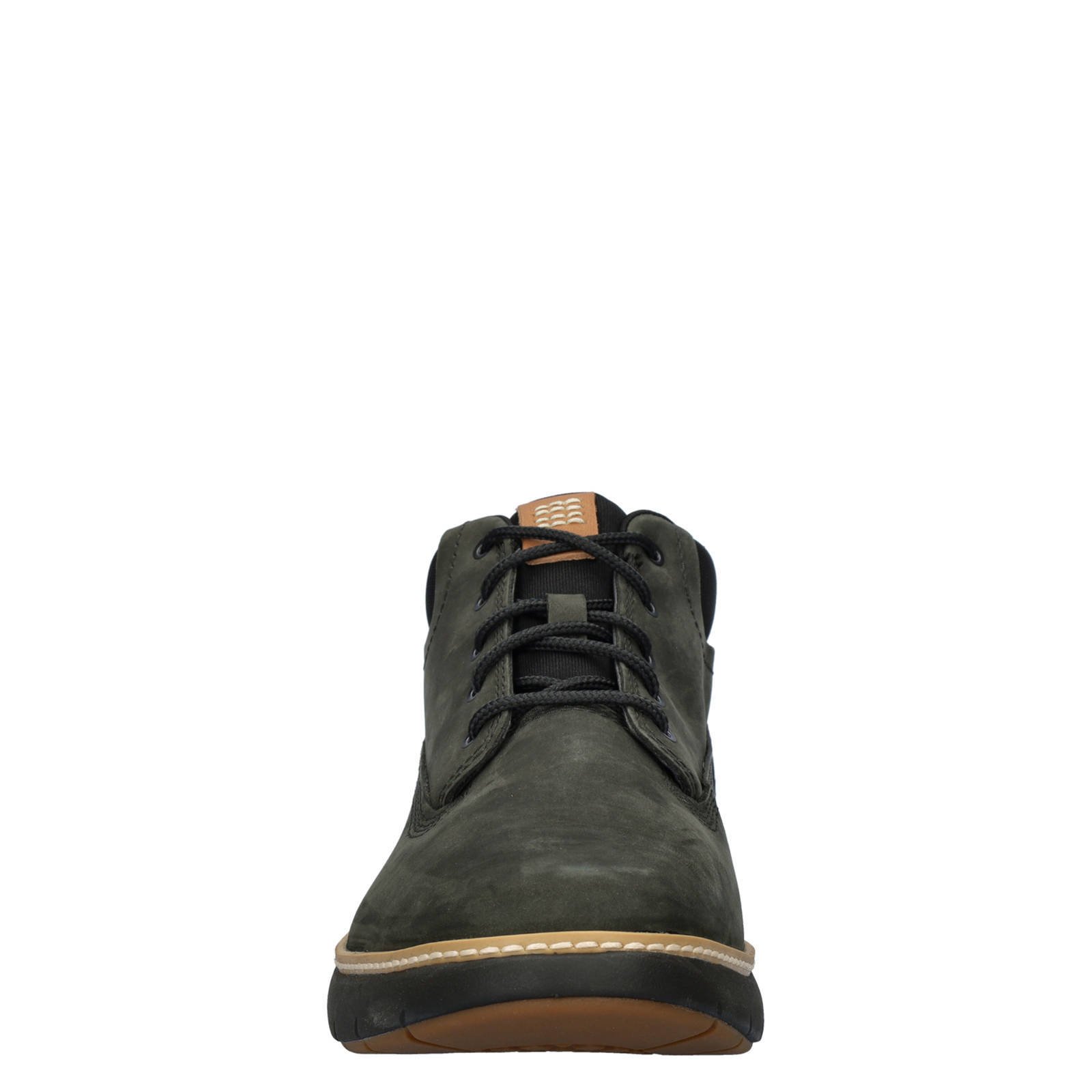 nubuck chukka