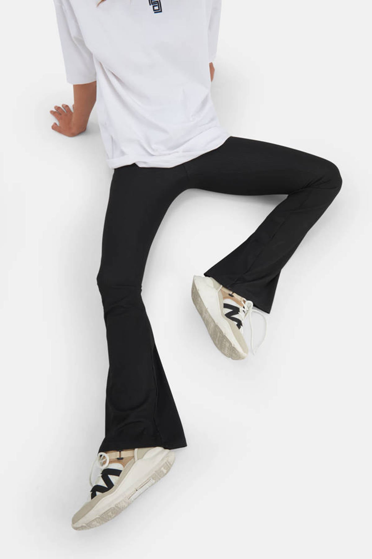 SHOEBY Eksept flared broek Rib Flare zwart - Vergelijk prijzen