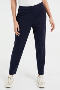 Donkerblauwe dames WE Fashion slim fit broek van viscose met straight fit en regular waist