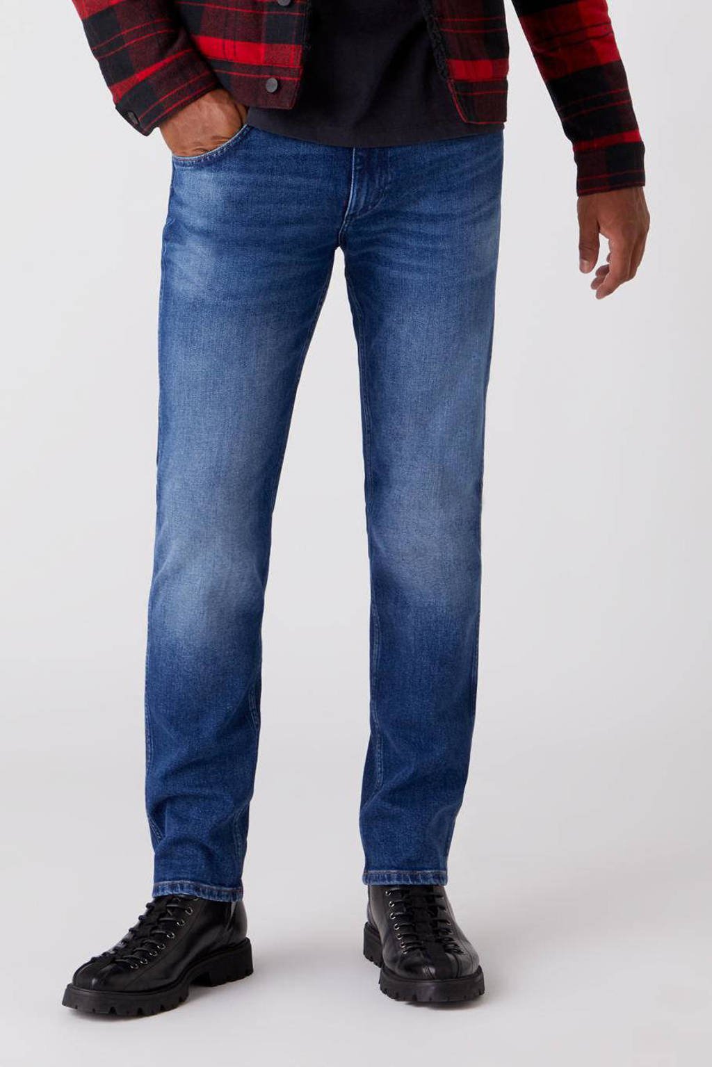 Wrangler regular fit jeans Greenboro hard edge, Hard Edge