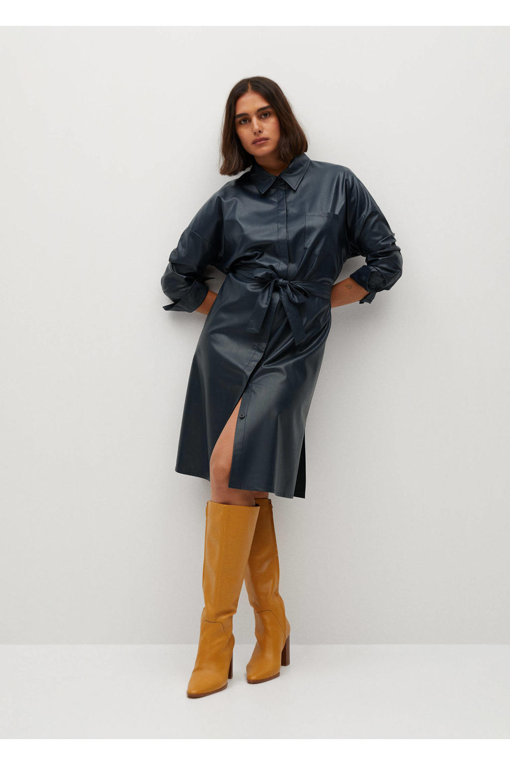 Mango Plus Size imitatieleren blousejurk met ceintuur marineblauw